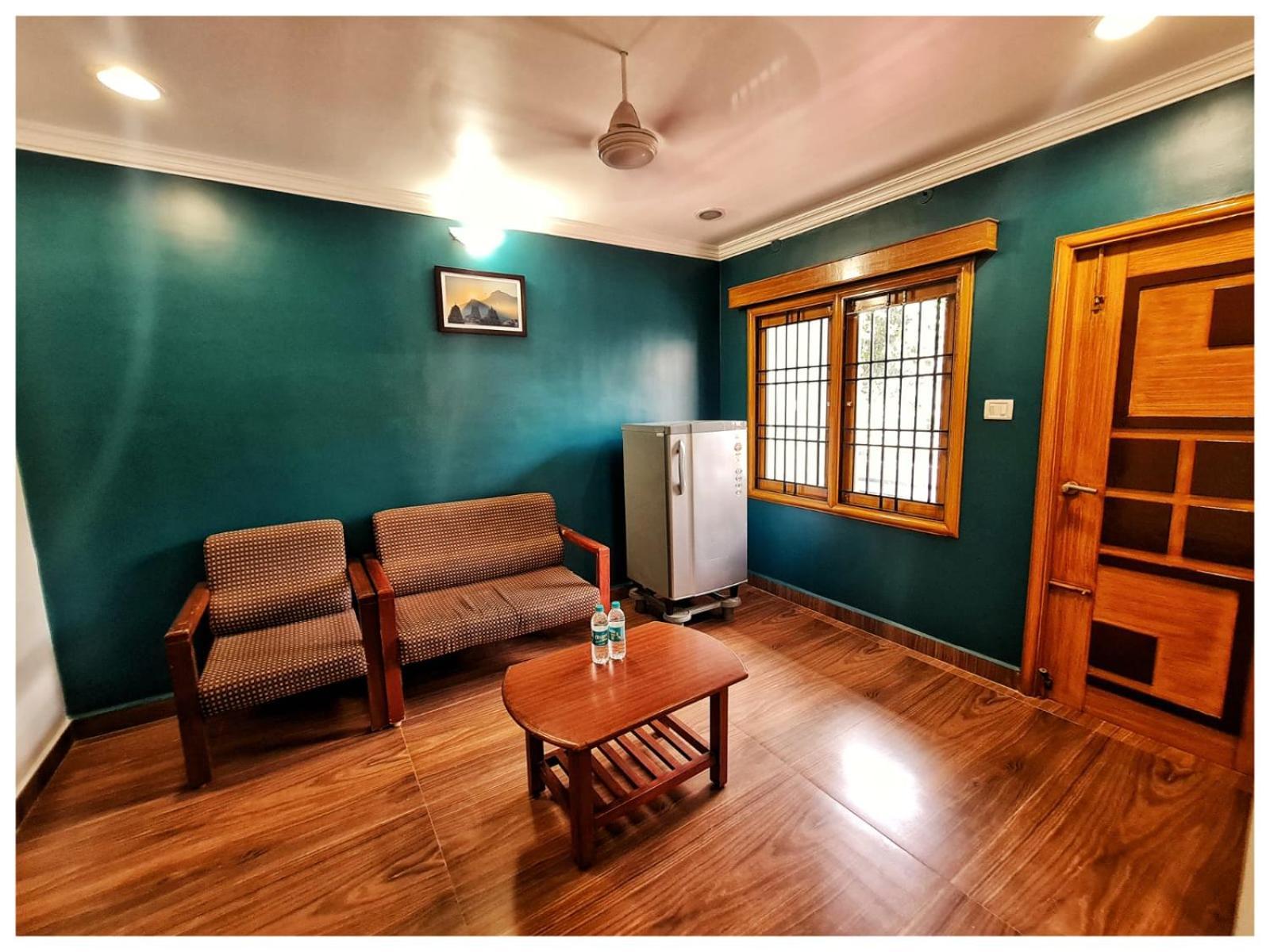 Appartement Ramana Towers à Tiruvannāmalai Extérieur photo