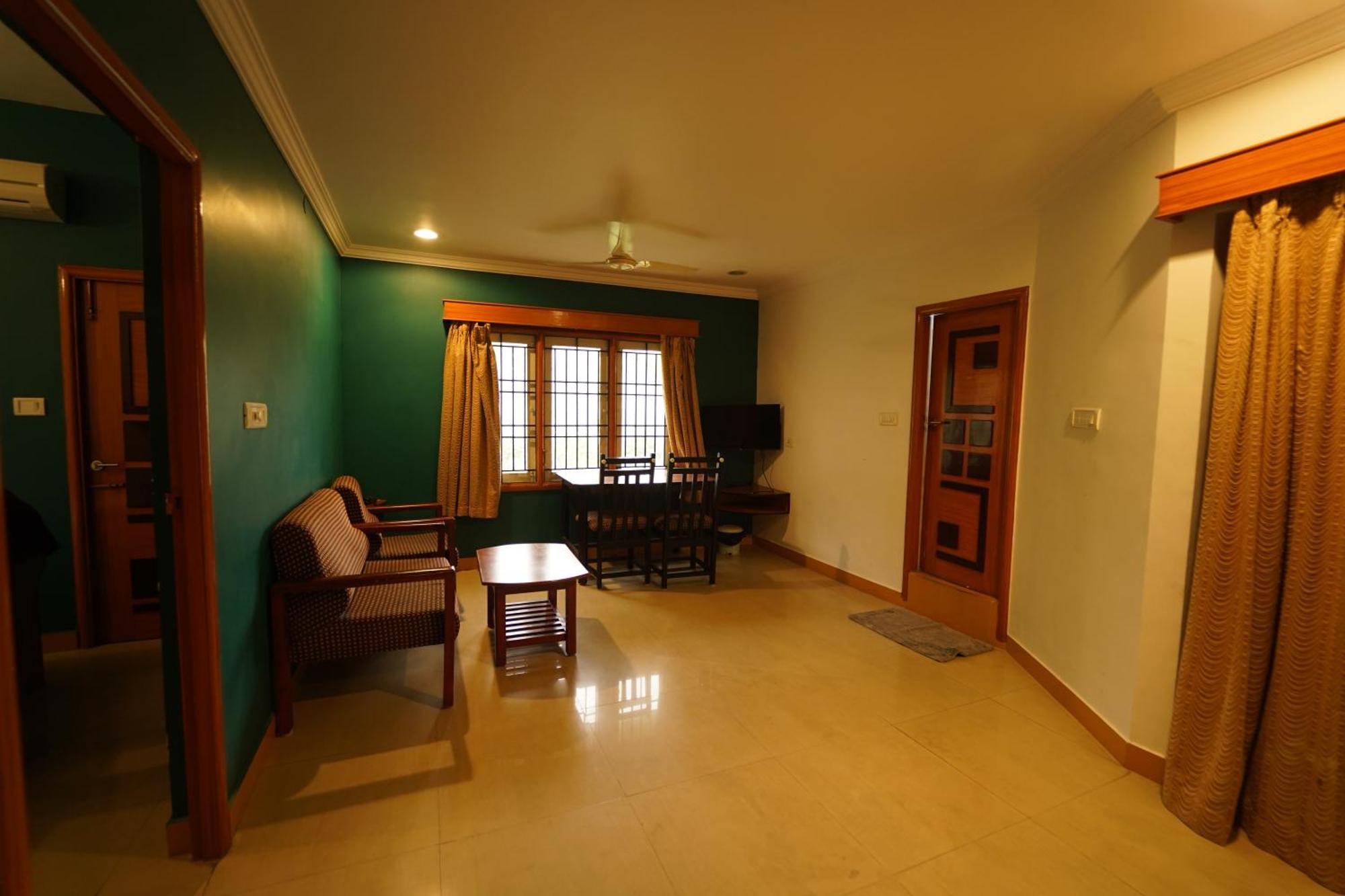 Appartement Ramana Towers à Tiruvannāmalai Extérieur photo
