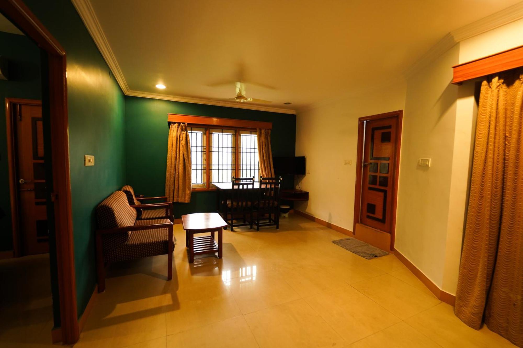 Appartement Ramana Towers à Tiruvannāmalai Extérieur photo