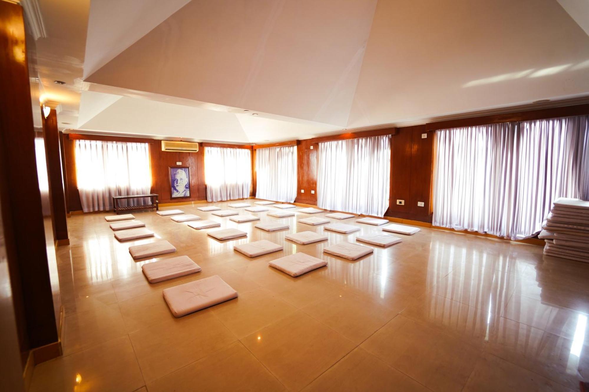 Appartement Ramana Towers à Tiruvannāmalai Extérieur photo